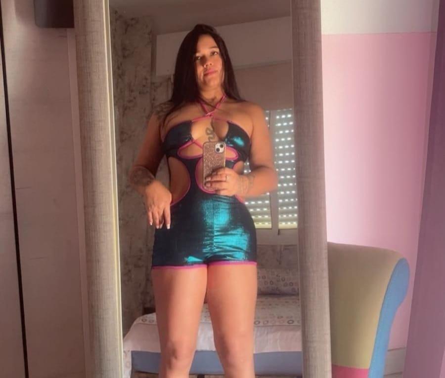 Chica busca chico en Almería: 