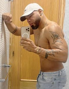 602502334: Chico busca chica en La Coruña