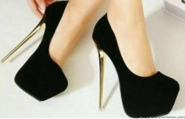 Chica busca chico en Cádiz: Chica busca chico