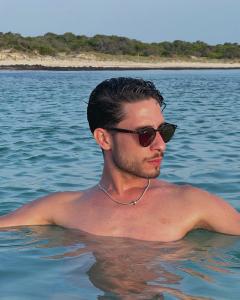 Chico busca chica en Madrid: 