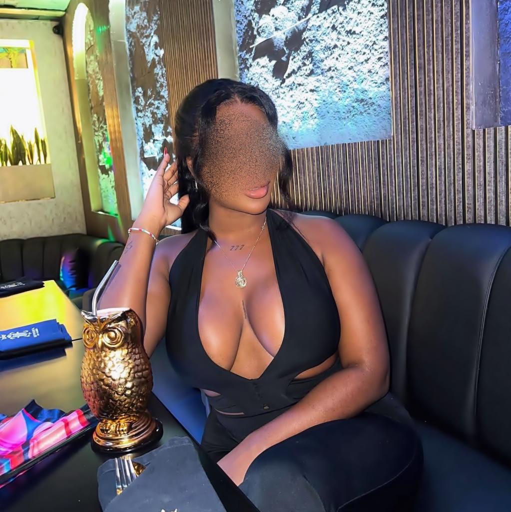 Chica busca chico en Lérida: 