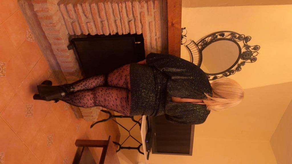 Chica busca chico en Cádiz: 