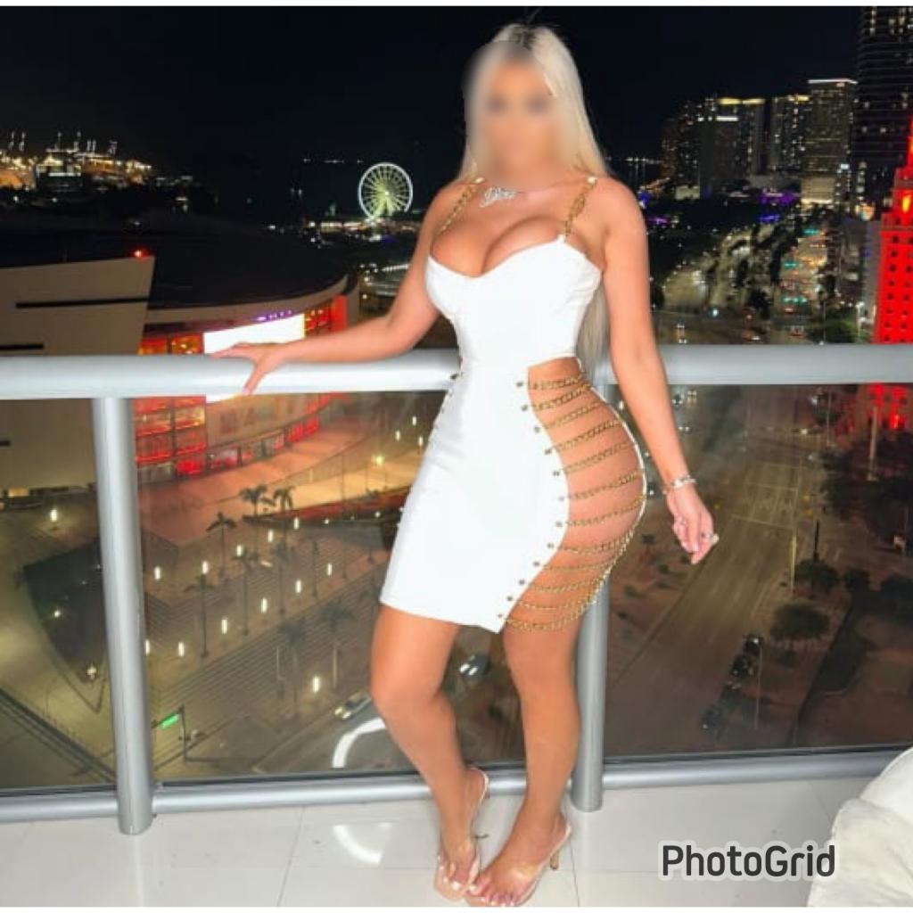 632971847: Chica busca chico en Cantabria