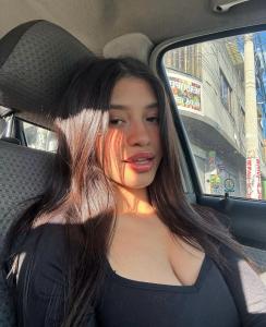 632945305: Chica busca chico en Tenerife