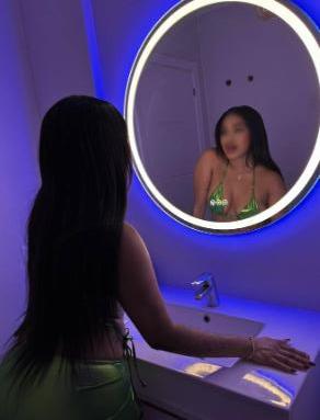 641468227: Chica busca chico en Barcelona