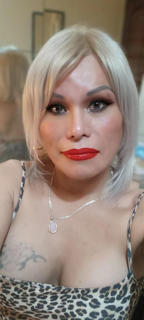 611285437: Transexual en La Coruña