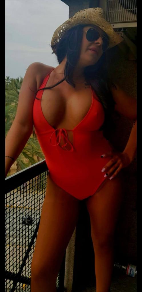 Chica busca chico en Alicante: 