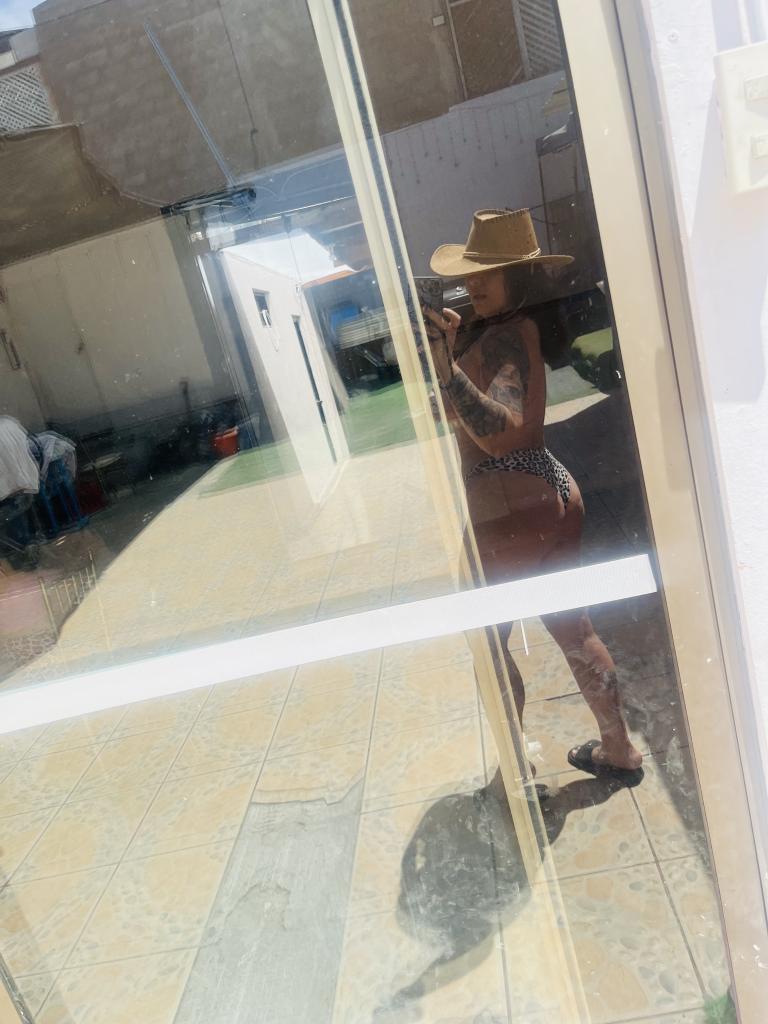 Chica busca chico en Sevilla: 