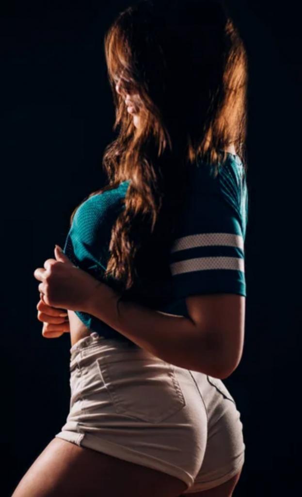 662589646: Chica busca chico en Valencia