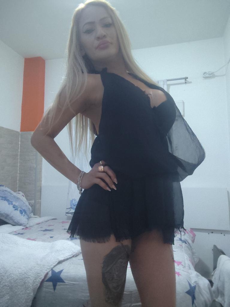 Chica busca chico en Granada: 