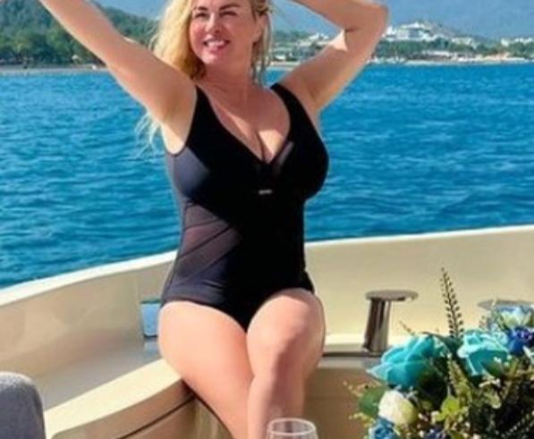 Chica busca chico en Granada: 