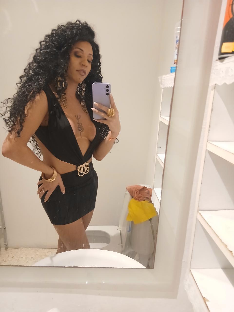 613975294: Travesti en Almería