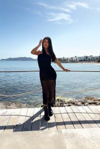 624421641: Chica busca chico en Ibiza