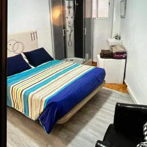 687058323: Chica busca chico en Valencia