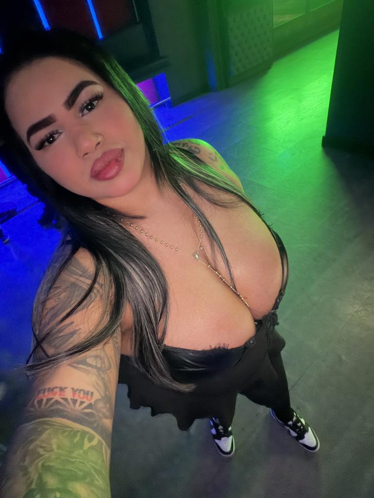 Chica busca chico en Barcelona: 