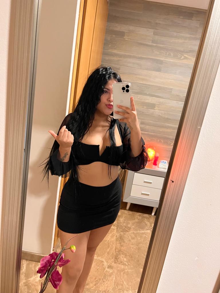 613544908: Chica busca chico en Madrid