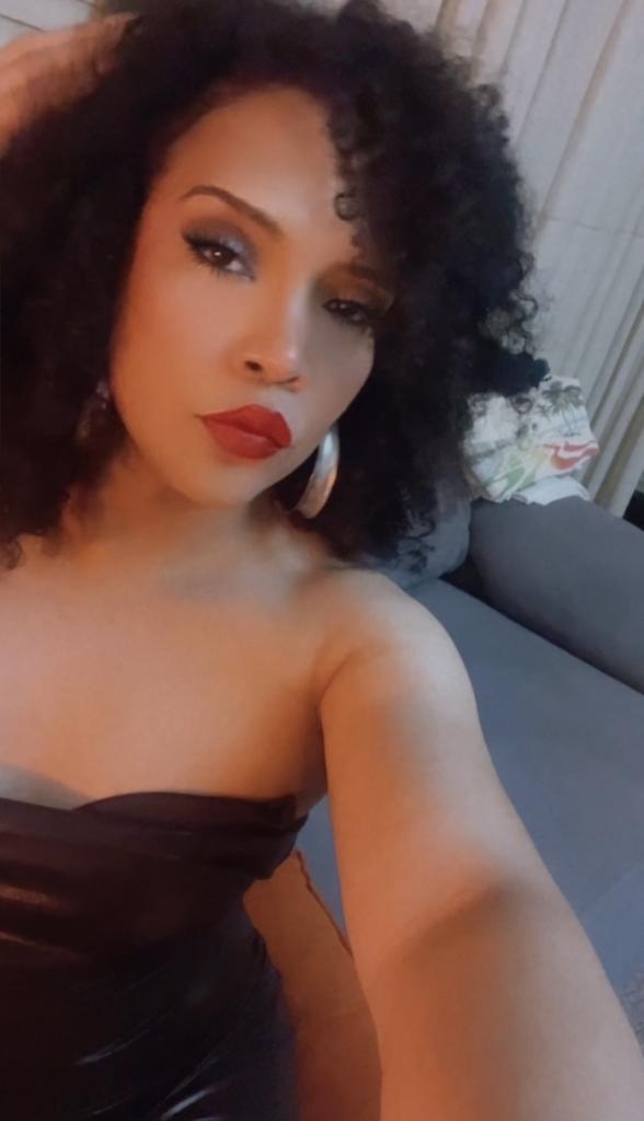 695862724: Transexual en Sevilla