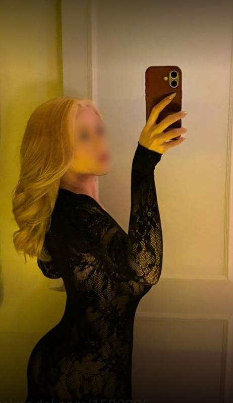 Chica busca chico en Cádiz: 