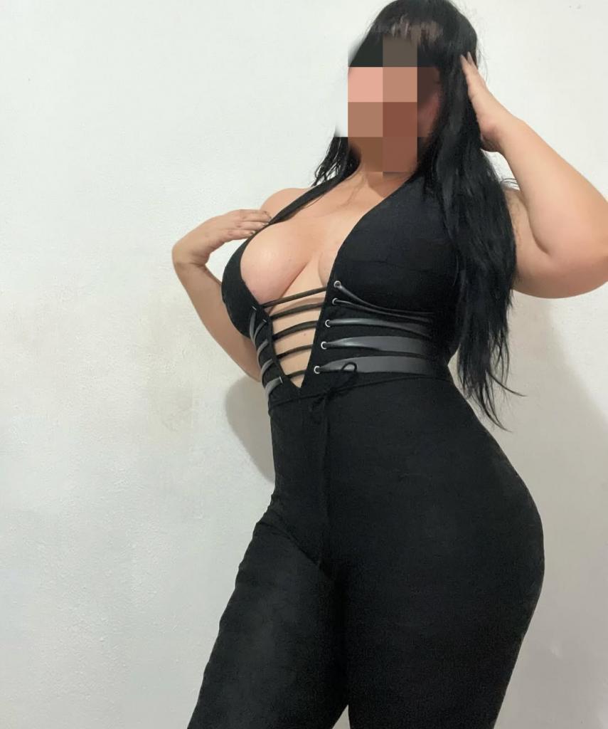 603937618: Chica busca chico en Ibiza