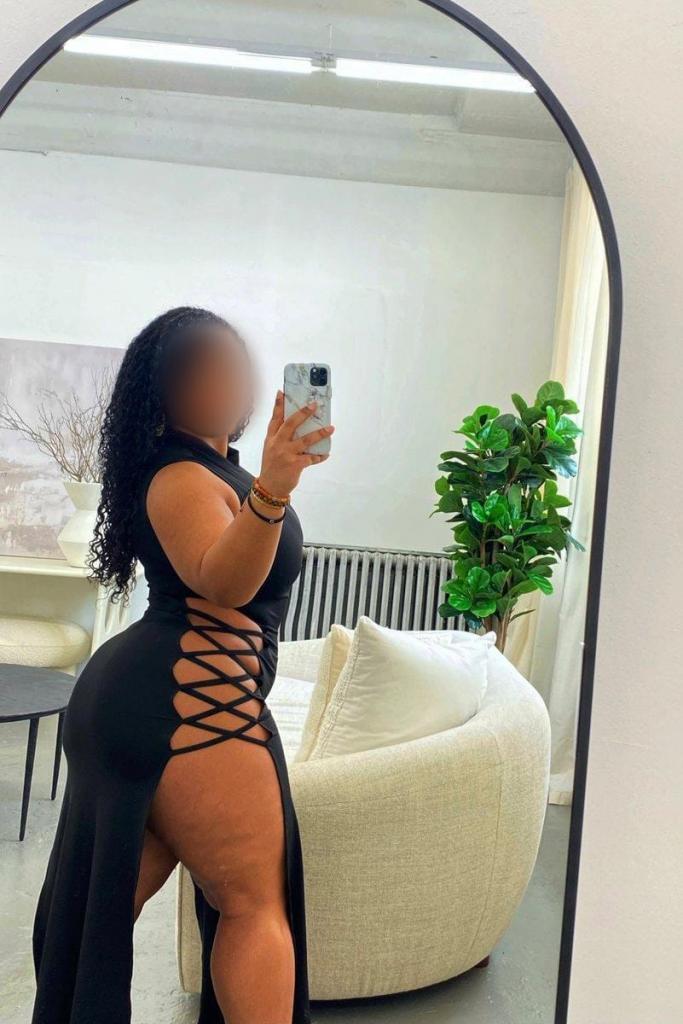 Chica busca chico en Barcelona: 