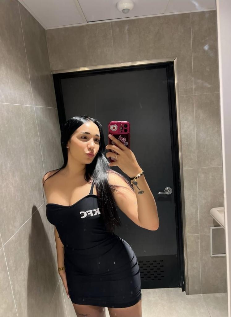 631497588: Chica busca chico en Madrid