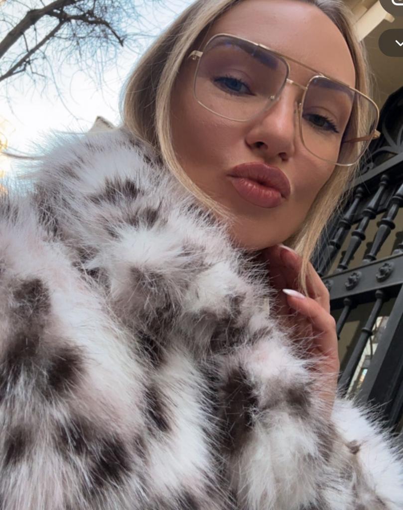 603170246: Chica busca chico en Madrid