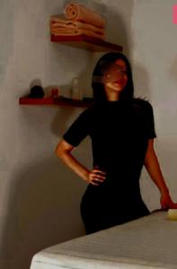 644689908: Chica busca chico en Valencia