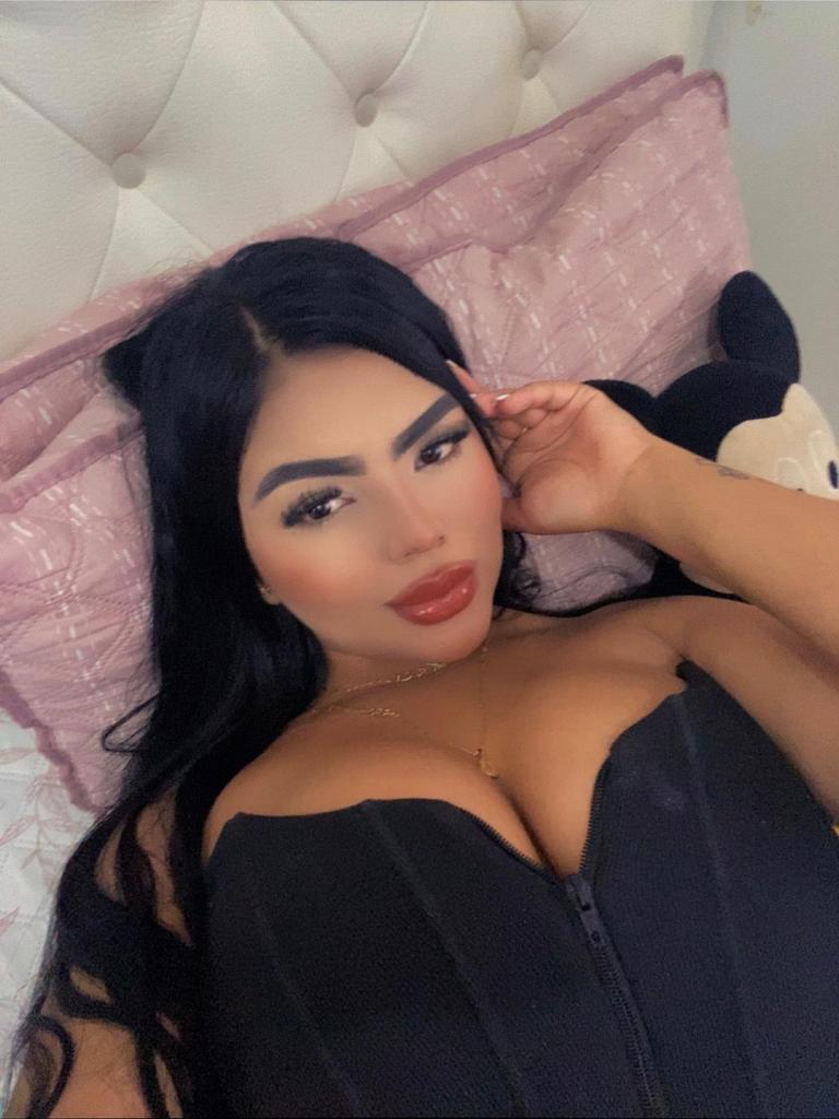 Chica busca chico en Valencia: Chica busca chico