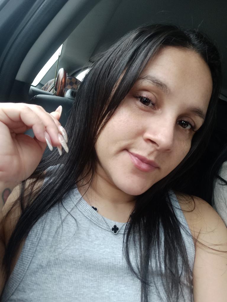 Chica busca chico en Huelva: 