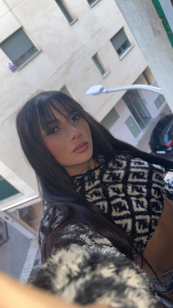 610872616: Transexual en Mallorca