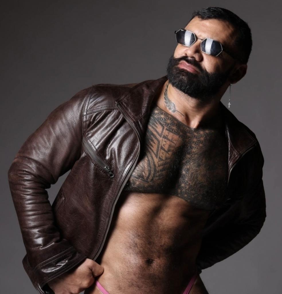 Chico busca chica en Barcelona: 