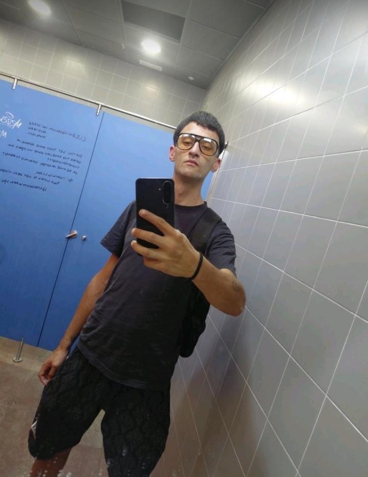 602531488: Chico busca chica en Ibiza