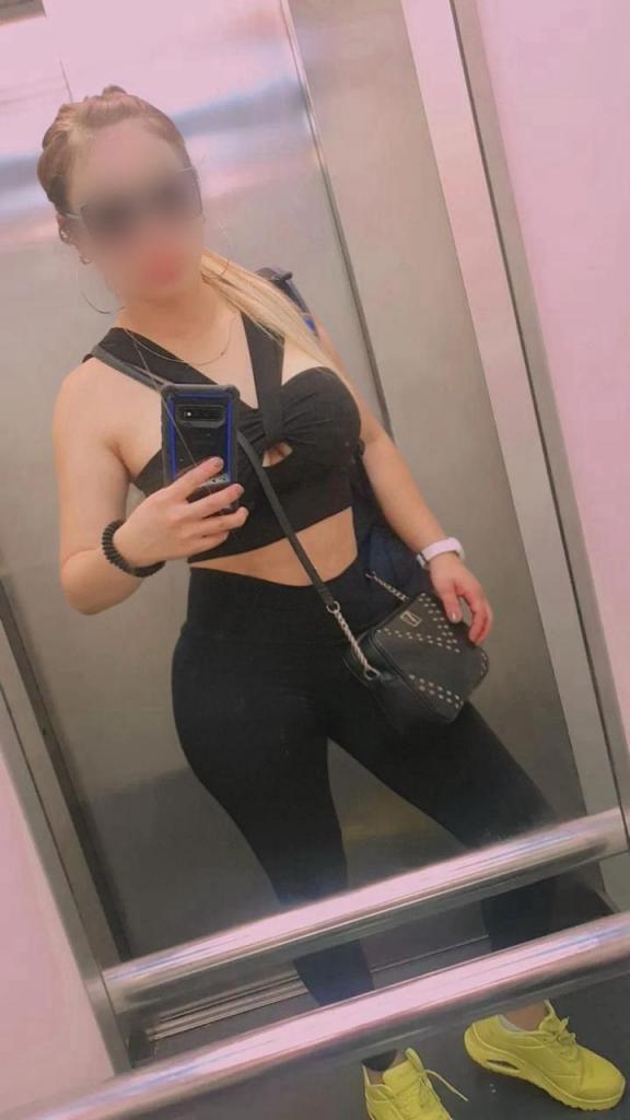 623787120: Chica busca chico en Madrid