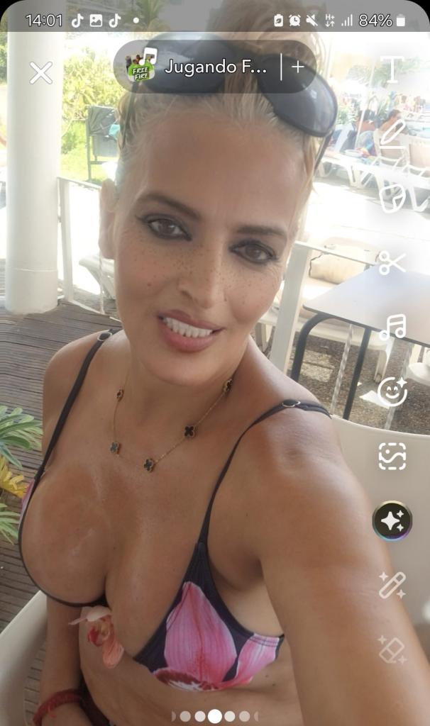 Chica busca chico en Tenerife: 