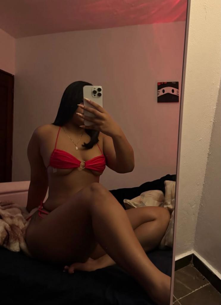 Chica busca chico en Tenerife: 