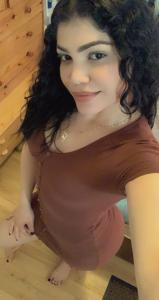 631915217: Chica busca chico en Barcelona