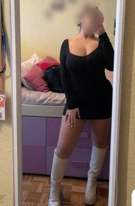 632642073: Chica busca chico en Madrid