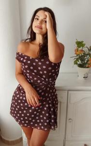 677946855: Chica busca chico en Alicante