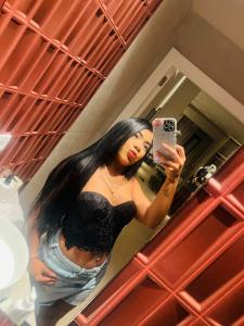 672951597: Chica busca chico en Madrid