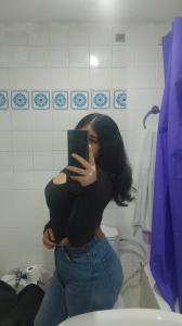 677063533: Chica busca chico en Málaga