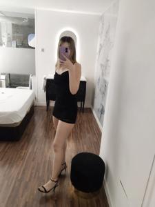 633917228: Chica busca chico en Madrid