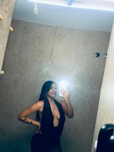 631653952: Chica busca chico en Valencia