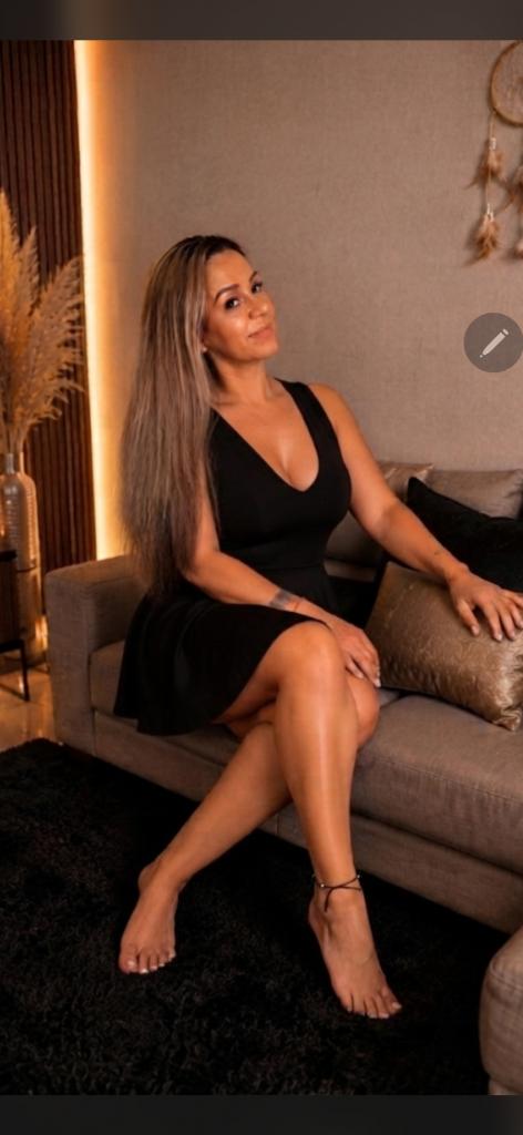 624717564: Chica busca chico en Tenerife