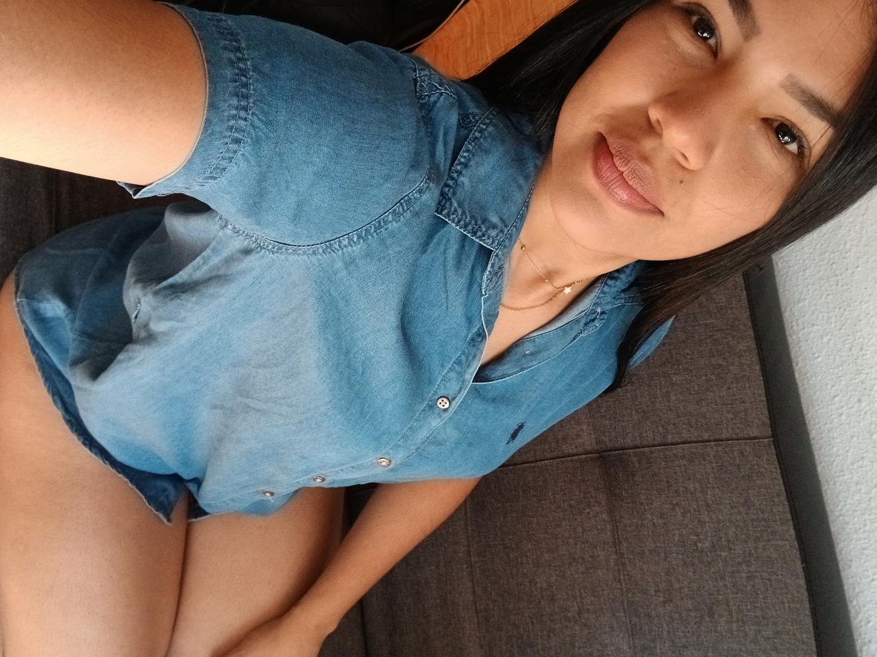 613902396: Chica busca chico en Gerona