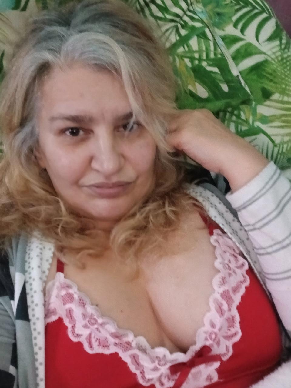 Chica busca chico en Castellón: 