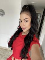 671078707: Chica busca chico en Barcelona