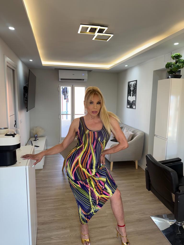 672317427: Travesti en Madrid