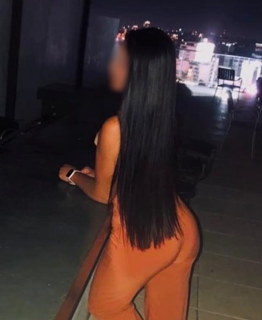 Chica busca chico en Barcelona: 