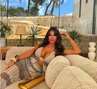 604491839: Chica busca chico en Barcelona