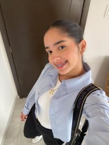 607541583: Chica busca chico en Murcia